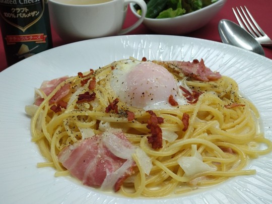 フレッシュトマトのパスタ