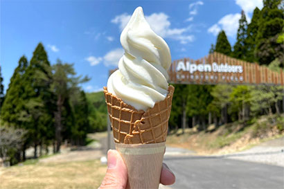 北海道　岩瀬牧場　ソフトクリーム